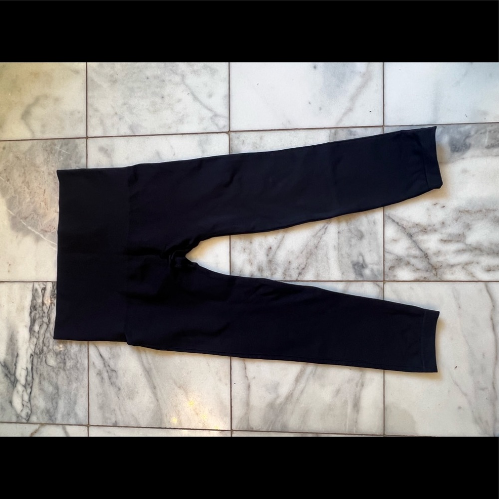 Spanx seemless cropped leggings excellent condition